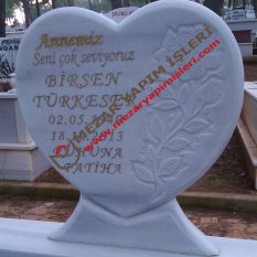 Mermer Baş Taşı