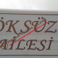 Mermer Baş Taşı