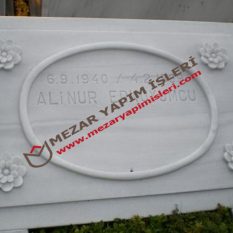 Mermer Baş Taşı