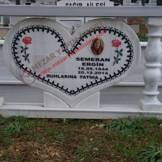 Özel İşlemeli Resimli Baş Taşı